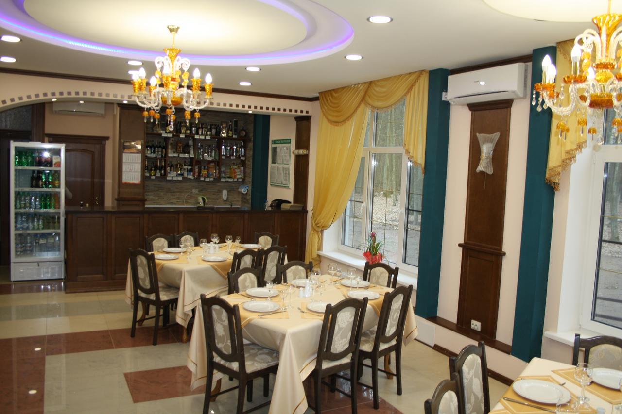 Belovezhskaya Pushcha Hotel Complex Zharkovshina エクステリア 写真
