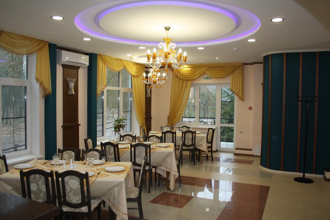 Belovezhskaya Pushcha Hotel Complex Zharkovshina エクステリア 写真